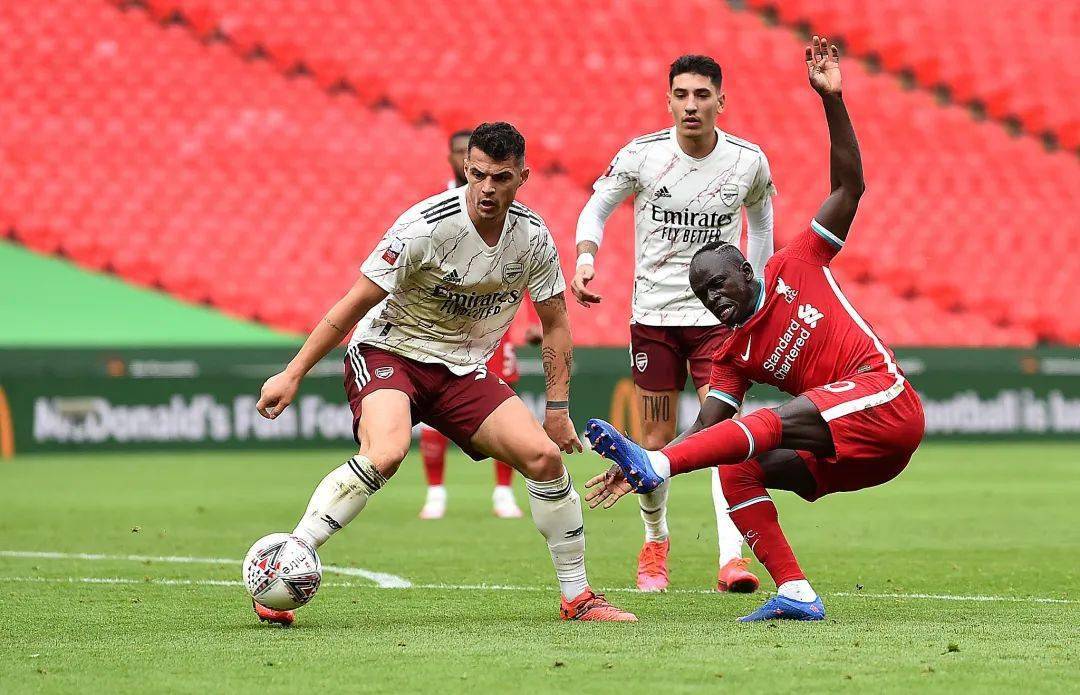 芝加哥公牛迎社区盾关键赛；今夜门线救险；气氛紧张；赛季目标并未改变(芝加哥公牛主场)